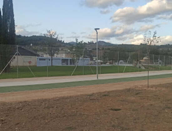 Piscina Municipal Vilamartín de Valdeorras Orense