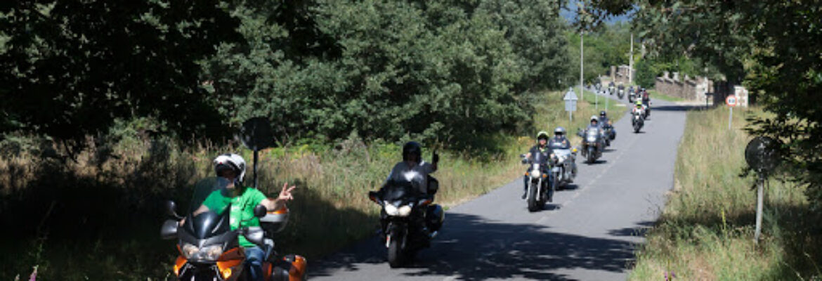 Motos concentration Lake Sanabria El Puente Zamora