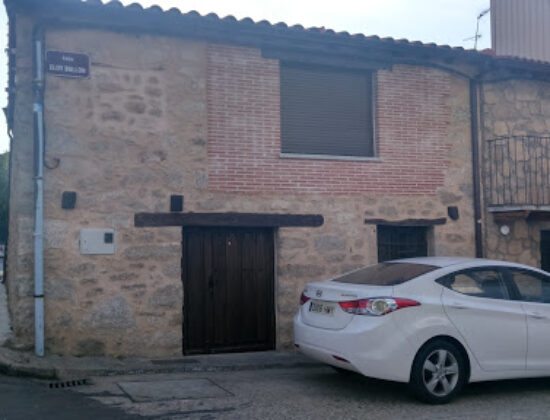 Gimnasio Municipal Linares de Riofrío Salamanca