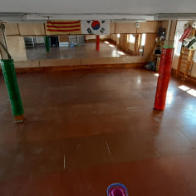 Gimnasio gim Mant Sant Pere de Riudebitlles Barcelona