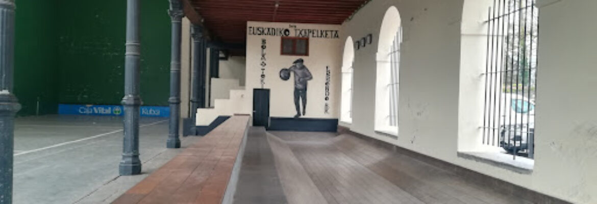 Artzinieha’s Fronton Artziniega Álava